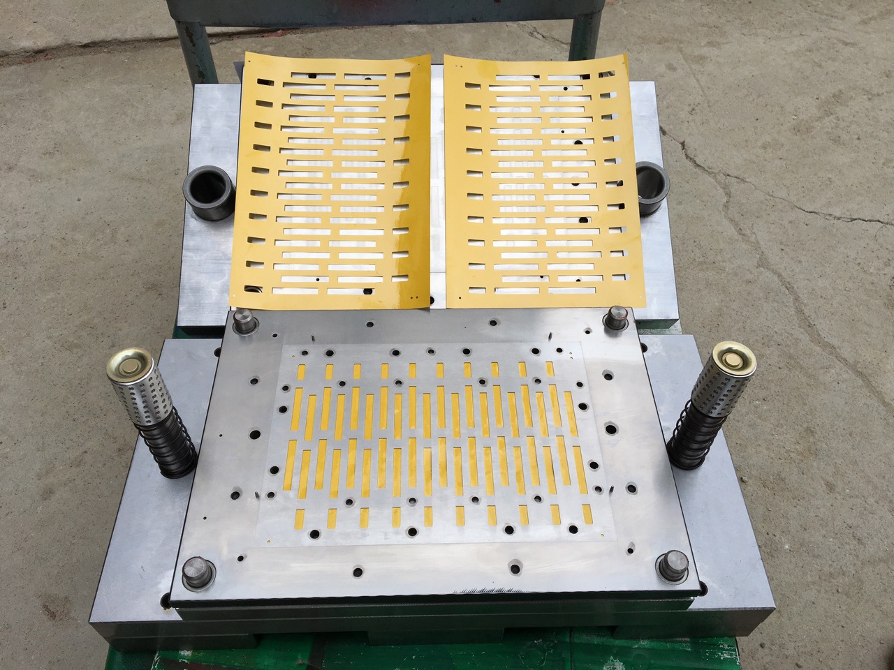 fpc软性线路板模具